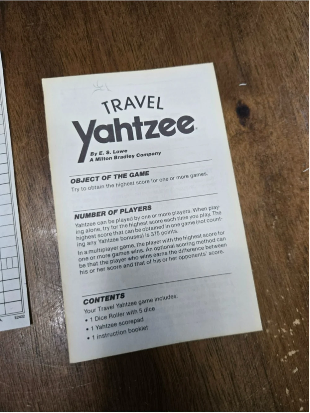 Vintage 1986 Milton Bradley Co. Travel Yahtzee 5-Dice Game w/Unique Dice Roller